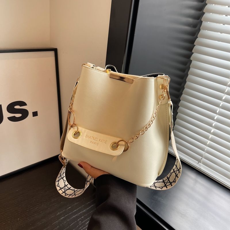 Bucket torba za gradski stil, PU materijal, cilindrični oblik, magnetska kopča, jedna naramenica