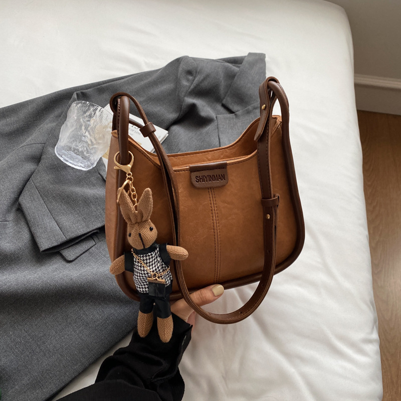 Torba za ramena PU, gradska jednostavnost, horizontalno kvadratni oblik, otvaranje na zip, podstava od poliestera, jesen 2024