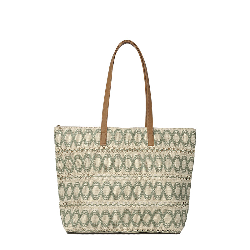 Torba za ramena od slame s prorezanim uzorkom, horizontalni kvadratni oblik, zatvaranje na zip, podstava od poliestera, dvostruke naramenice