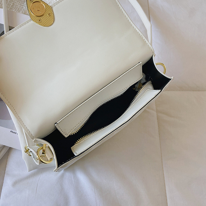 Ženska PU crossbody torba, vodoravni kvadratični oblik, zatvaranje poklopca, unutarnja džep za telefon, stil male kvadratne torbe