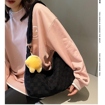 Ženska torba za ramena, dumpling oblik, gradski stil, velika kapaciteta, pliš materijal