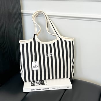 Ženska tote torba za putovanja, platnena tkanina, vertikalni kvadratni oblik, magnetno zatvaranje, unutarnja kapsa za telefon