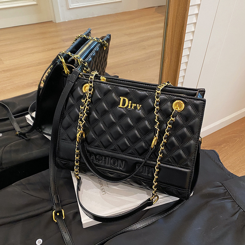 Unisex torba s lancem, kvilt PU, horizontalni kvadratni oblik, zatvarač