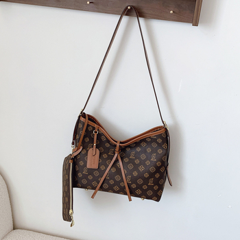 PU crossbody tote torba za žene, horizontalni kvadratni oblik, zatvaranje zipom, jedna naramenica, ljeto 2025