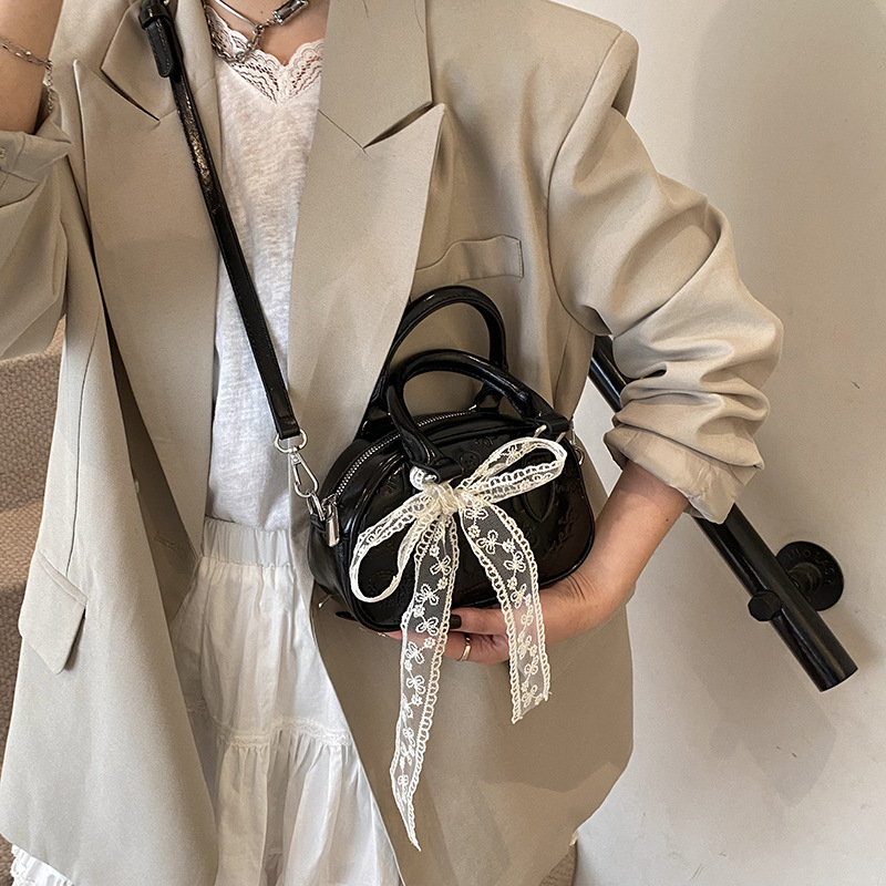 Crossbody Dumpling Bag, PU koža, ovalni oblik, zatvaranje na zip, pretinac za telefon, proljeće 2025, kod bmh8028, urbano minimalistički stil