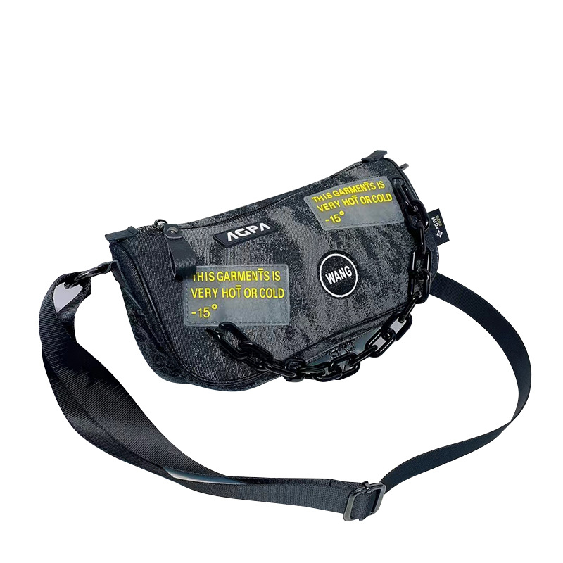 Džins crossbody torba s debelim lančanim remenom, zatvaračem i unutarnjim džepovima