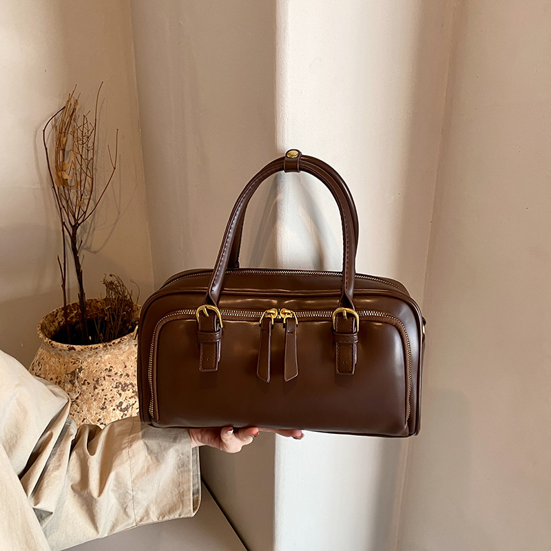 Geantă de umăr din PU, capacitate mare, stil urban simplu, formă orizontală pătrată, fermoar, buzunare interne pentru telefon și buletin, curea cu o singură curea