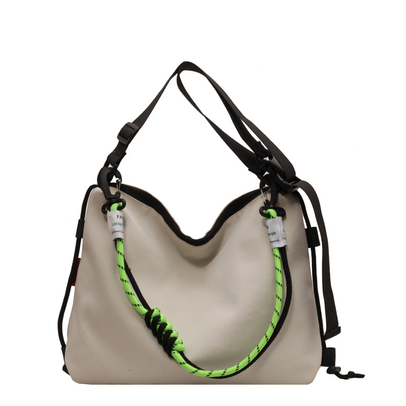 Geantă din nailon pentru umăr, cu căptușeală poliester, închidere cu fermoar, formă orizontală pătrată, buzunar intern pentru ID