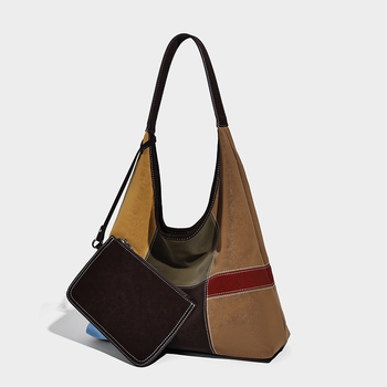 Geantă crossbody (formă pătrată verticală; material PU; căptușeală poliester; închidere magnetică; buzunar intern pentru telefon)