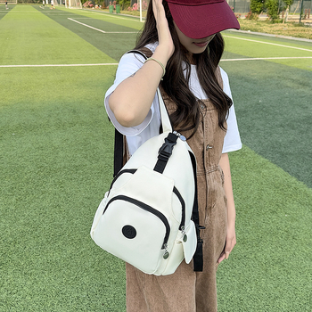 Rucsac din nylon în stil street cu capac, geantă crossbody din formă de dumpling, închidere cu fermoar, căptușeală poliester, buzunar pentru telefon