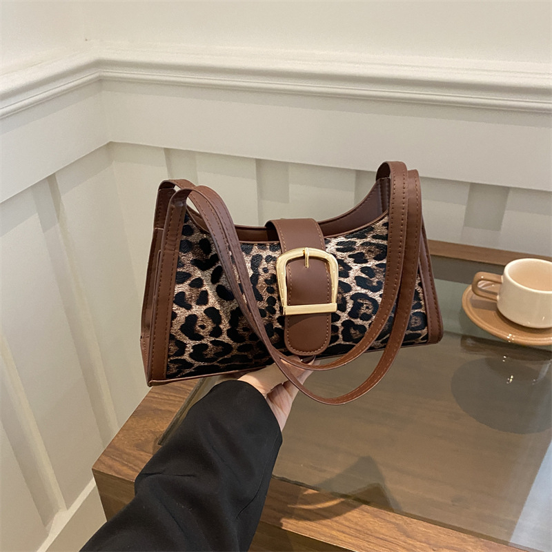 Geantă de umăr din PU, stil street-trend, formă orizontală pătrată 3D, fermoar, buzunar pentru telefon