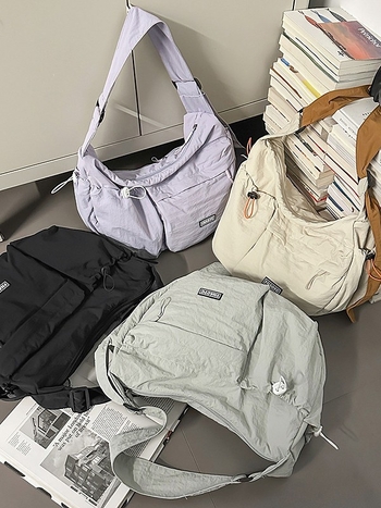 Crossbody torbica za slobodno vrijeme putovanja, platno, horizontalni kvadratni oblik, zatvarač, unutarnja džep sa zatvaračem