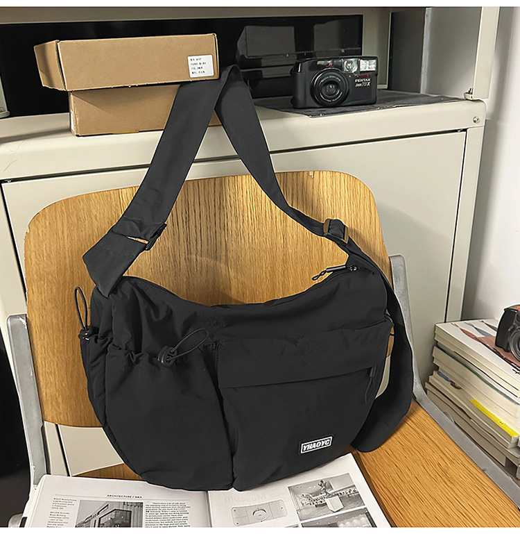 Crossbody torbica za slobodno vrijeme putovanja, platno, horizontalni kvadratni oblik, zatvarač, unutarnja džep sa zatvaračem