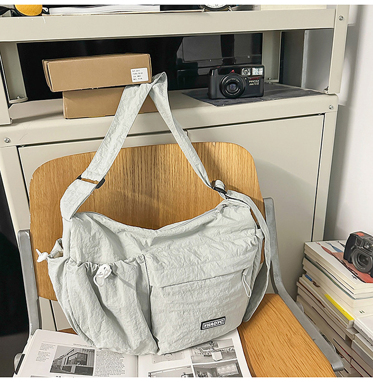 Crossbody torbica za slobodno vrijeme putovanja, platno, horizontalni kvadratni oblik, zatvarač, unutarnja džep sa zatvaračem