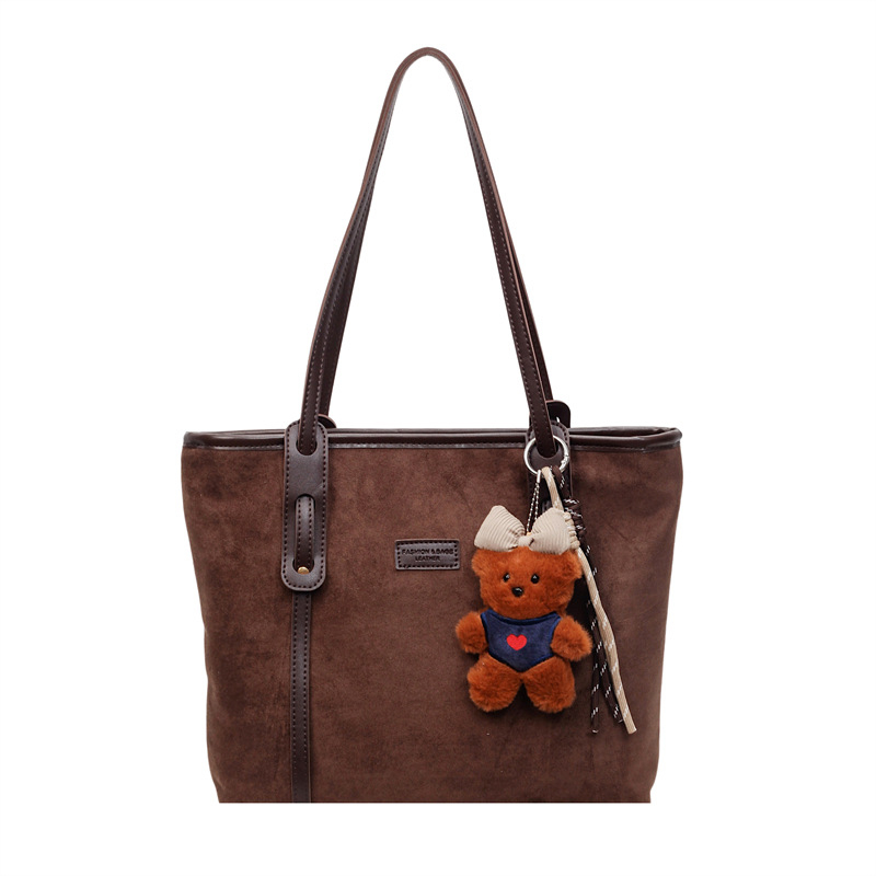 Torba tote u obliku kante, flanel materijal, zatvaranje na zip, podstava od platna, gradski minimalistički stil