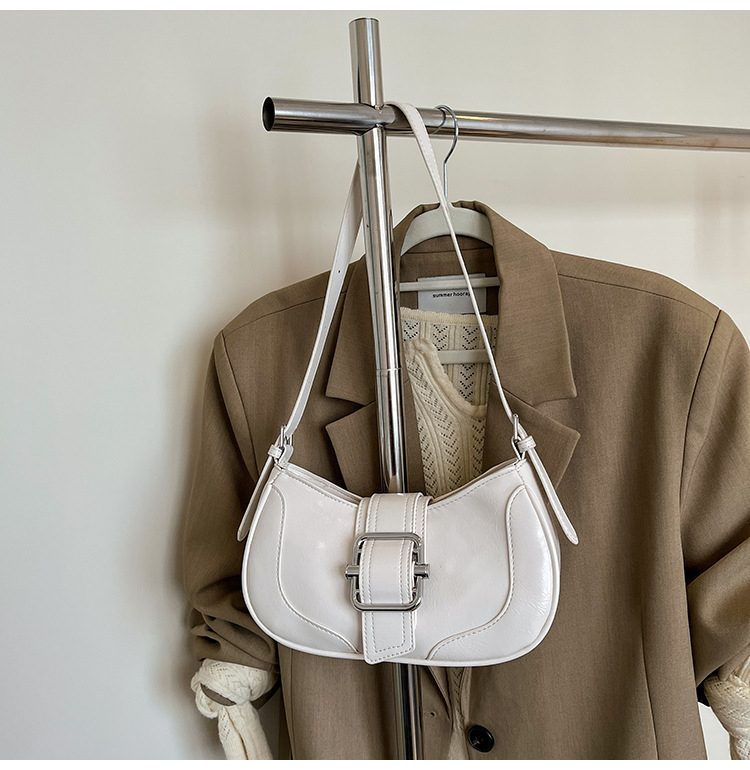 PU kožna crossbody torba, uličnog trenda stil, oblik dumpling, zatvaranje na zip, unutarnji džepovi za telefon i ID, zima 2024