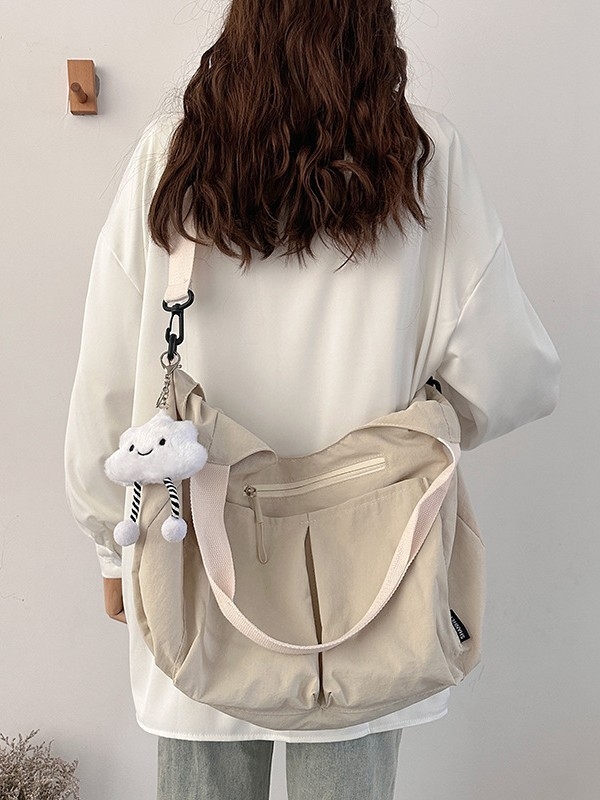 Női tote válltáska, könnyű, nagy kapacitású, nylon anyagú, városi egyszerű stílus, vízszintes négyzetes forma, cipzáras zárás