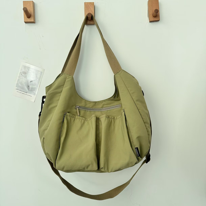 Női tote válltáska, könnyű, nagy kapacitású, nylon anyagú, városi egyszerű stílus, vízszintes négyzetes forma, cipzáras zárás