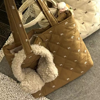 Tote táska városi egyszerű stílusban, poliészter, mágneszáras záródás, vízszintes négyszög alakú, dupla vállpánt