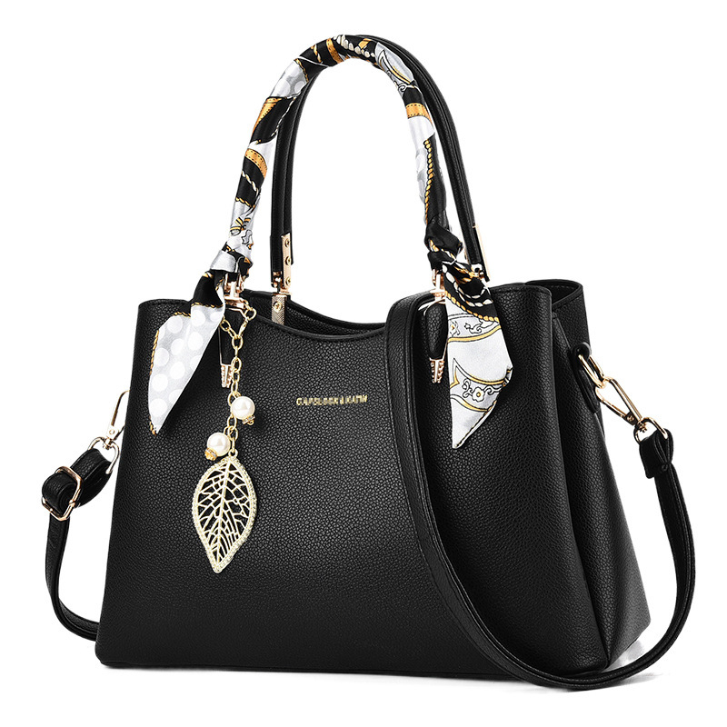 Női válltáska - városi egyszerű stílus, PVC, vízszintes négyzet alakú forma, cipzáros nyitás, belső rekeszek (zip, telefon, ID)