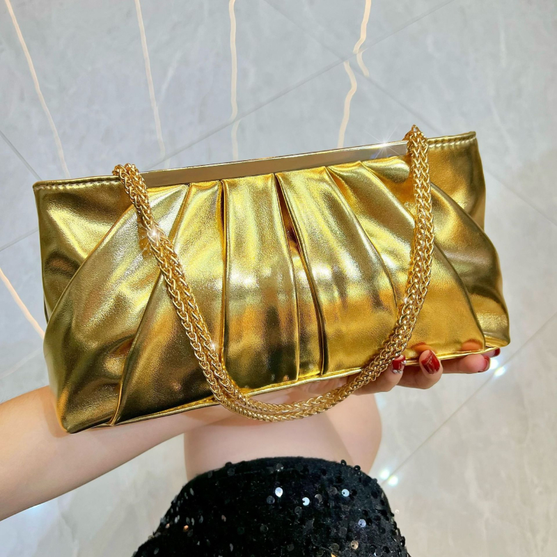 PU večernja clutch torbica s lancem, plisirana, vodoravno četvrtastog oblika, unutarnji džepovi za telefon i dokumente