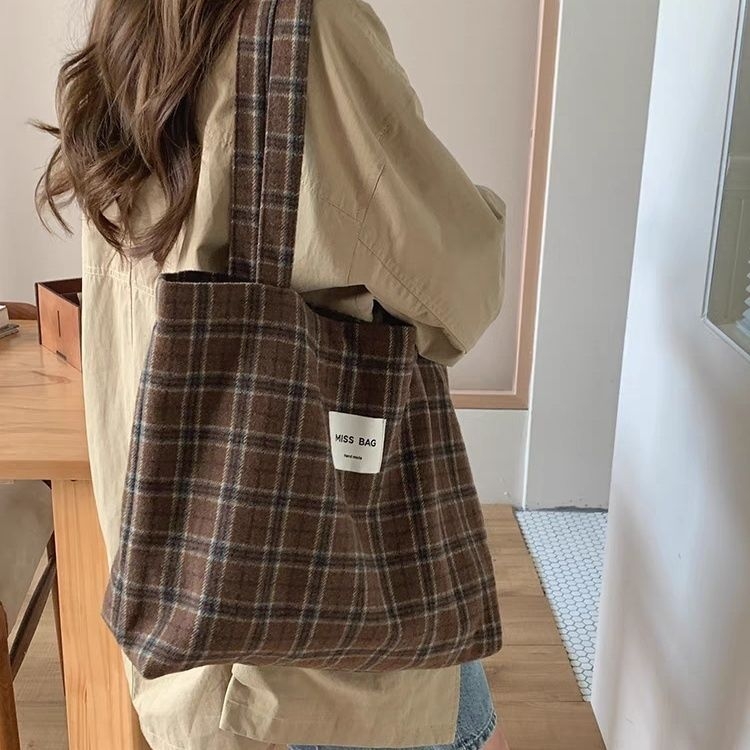 Crossbody tote torba, unisex, poliestersko-pamučna mješavina, horizontalni kvadratni oblik, unutarnja džep sa zipom