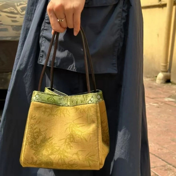 Női kézitáska kínai stílusban, irodalmi-nemzeti bájjal, PU bőr, függőleges négyzet alakú, mágneszár, poliészter bélés