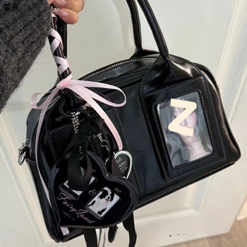 Geantă crossbody pentru femei, design Boston Pillow inspirat K-pop | Poliester, căptușeală PU, închidere cu fermoar, estetică mixtă, pentru călătorii de recreere