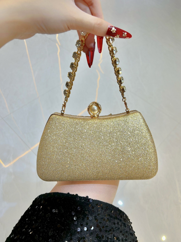 Чанта за ръка с кристални украси, полиестерен материал, кофообразна форма, верижна презрамка, закопчаване с катарама