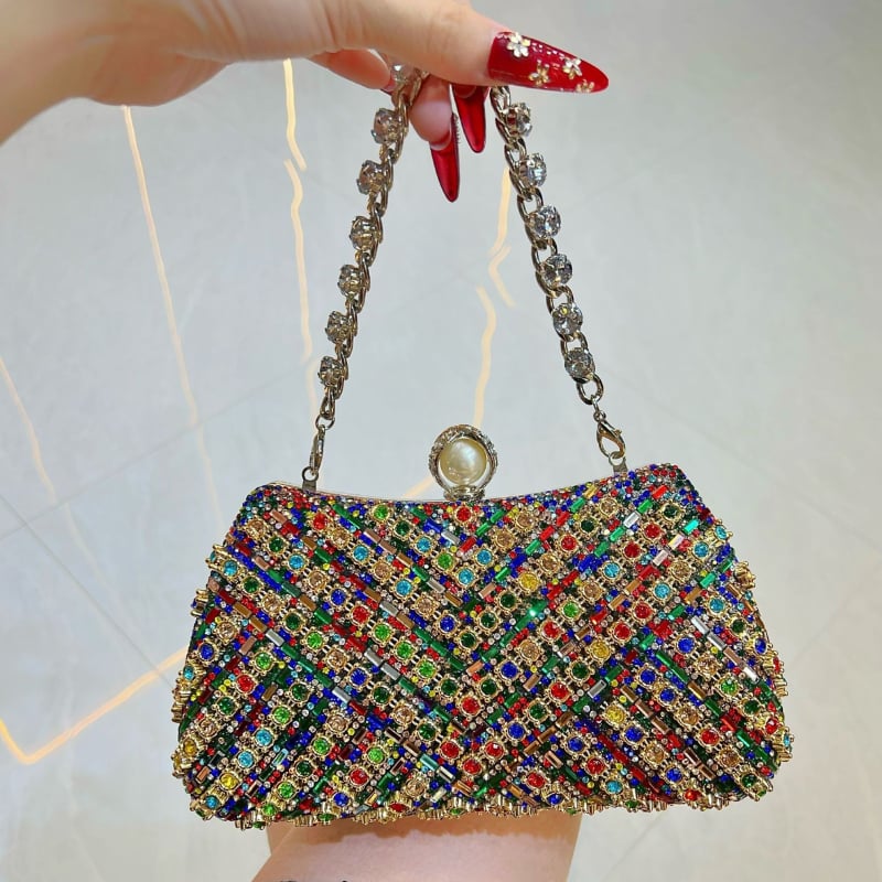 Чанта за ръка с кристални украси, полиестерен материал, кофообразна форма, верижна презрамка, закопчаване с катарама