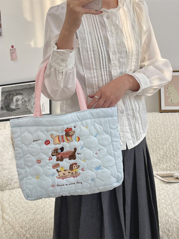 Kutya hímzett tote táska – utcai trend, poliészter, poplin belső, vízszintes négyszög alak, dupla fogantyú