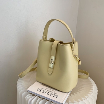 Bucket torba, casual stil, poliester, PU podstava, otvaranje s poklopcem
