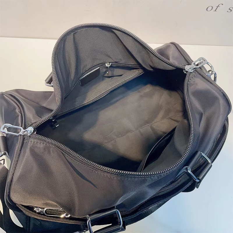 Najlon torba za ramena u gradskom stilu Urban Simplicity, Pillow bag, s velikim kapacitetom, kompatibilna s koferom na kolica