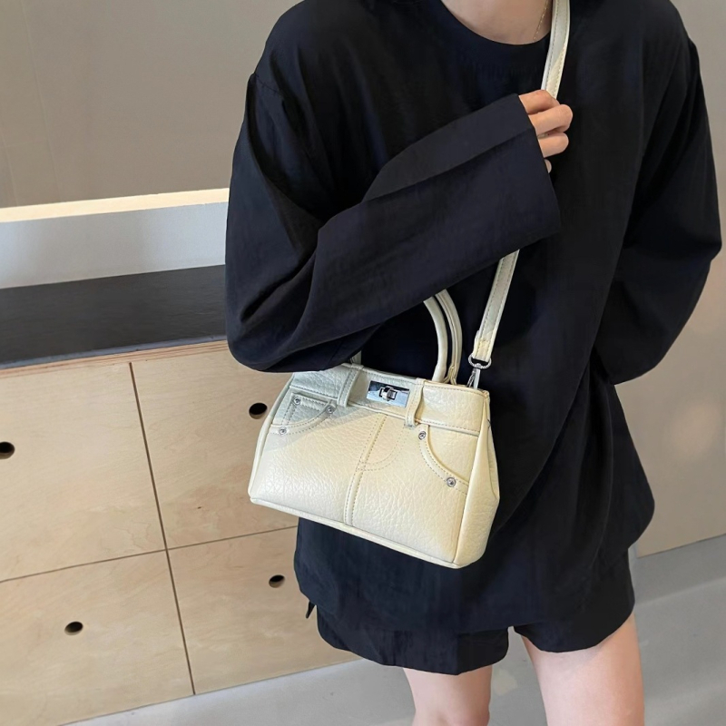 PU crossbody torba s zaključavanjem, horizontalni kvadratin oblik, gradski stil jednostavnosti, unutarnji džep sa zipom