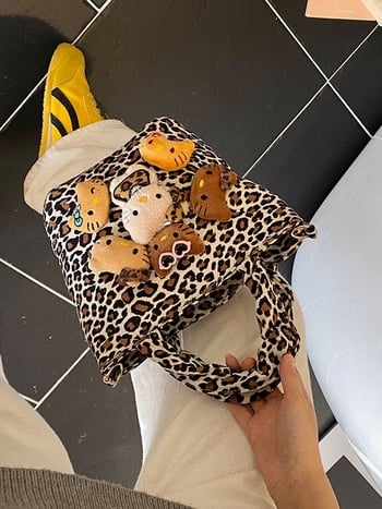 Ženska velur bucket torba s leopard printom i motivom mačje lutke, magnetsko zatvaranje, džep za telefon, zima 2025