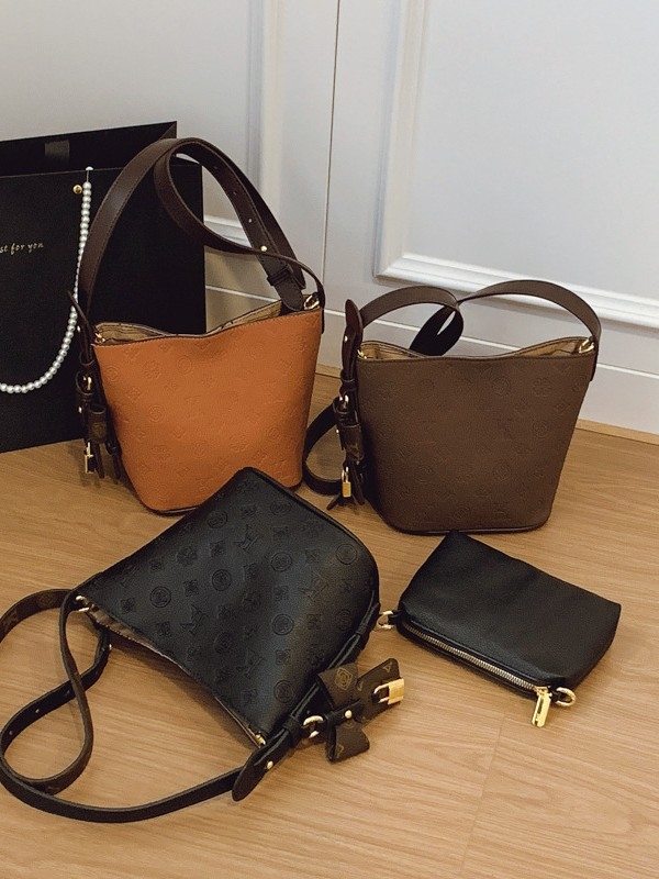 PU ženska bucket torba, crossbody s zatvaračem, unutarnji pretinci za laptop i telefon te pretinac sa zatvaračem, poliester podstava, zima 2025