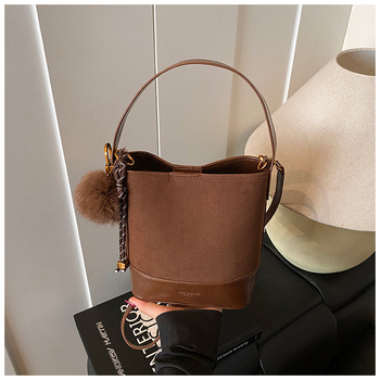 Ženska bucket torba, retro stil, novi model 2025 s matnom teksturom, jednonamenska torba preko ramena, za jesen i zimu