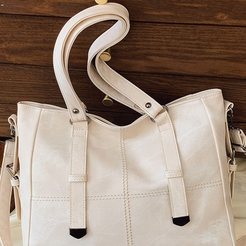 Crossbody torba Jiaen, PU materijal, gradski minimalistički stil, zatvaranje na zip, horizontalni kvadratni oblik