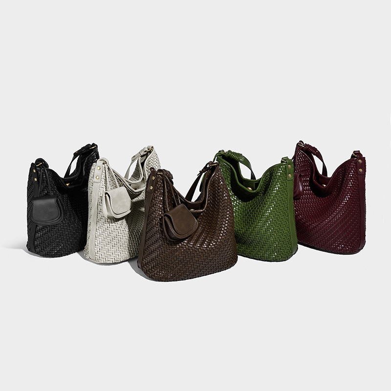 Unisex PU tote torba, kvadratnog vertikalnog oblika, jesen 2025, magnetska kopča