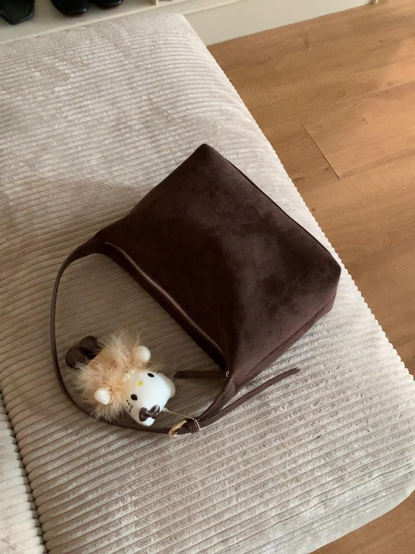Crossbody torba PU, street trend stil, horizontalni kvadratni oblik, zatvaranje zipom, unutarnje pretinice: skriveni džep sa zipom i džep za mobitel
