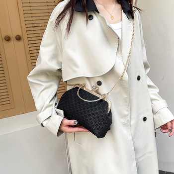 Ženska crossbody torba, horizontalni kvadratni oblik, materijal: tkanina, zatvaranje: brava, džep za mobitel (Materijal: Tkanina; Oblik: Horizontalni kvadrat; Zatvaranje: Brava; Unutarnja pretinac: Mobitel)