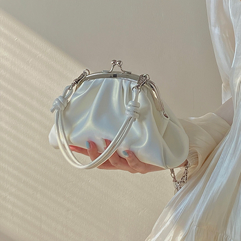 PU torba u obliku dumpling, crossbody, zatvaranje kopčom, Cloud Pack trend, podstava od poliestera