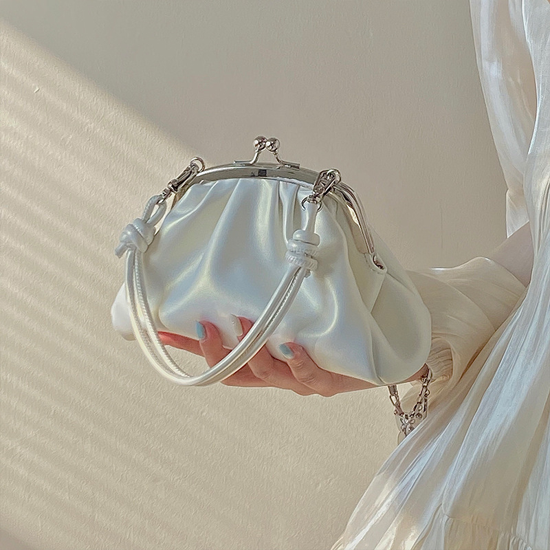 PU torba u obliku dumpling, crossbody, zatvaranje kopčom, Cloud Pack trend, podstava od poliestera