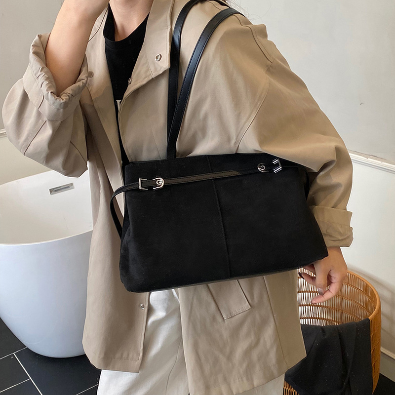 PU kožna Tote torba za žene, velika kapaciteta, jesen-zimski retro stil, magnetska kopča, unutarnje pregrade: džep za telefon, džep za dokumente, laminirani džep sa zatvaračem