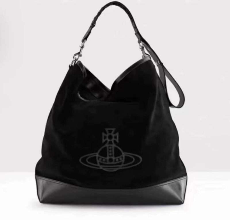 Saturn velur torbica, crossbody tote, horizontalni kvadratni oblik, magnetska kopča, džep na zip i džep za telefon, jesen 2024