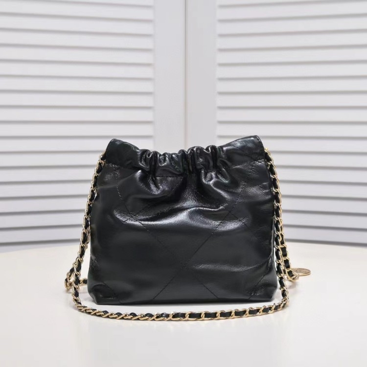 22Bag ženska torba u stilu Chanel, dijamantni uzorak quilt i zlatni lanac, bucket bag, velika zapremina, gradski stil