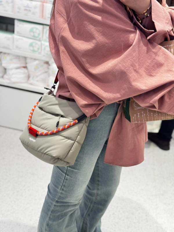 Unisex nylon Bucket Bag, cilindričnog oblika, zatvarač, džep za telefon, podstava od poliestera
