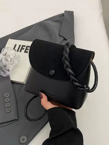 PU bucket torba, gradski stil, zatvaranje na zip, podstava od sintetičke kože, oblik bucket, jedna naramenica