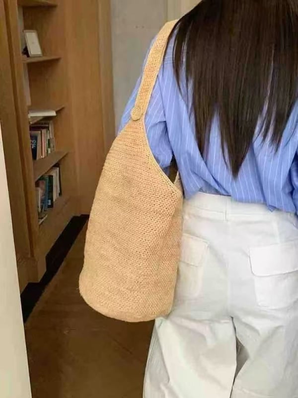Unisex rafija bucket torba, ručno rađena, bez podstave