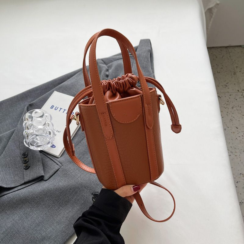 Unisex torba od sintetičke kože, bucket stil, zatvarač na povlačenje šnure, PU podstava